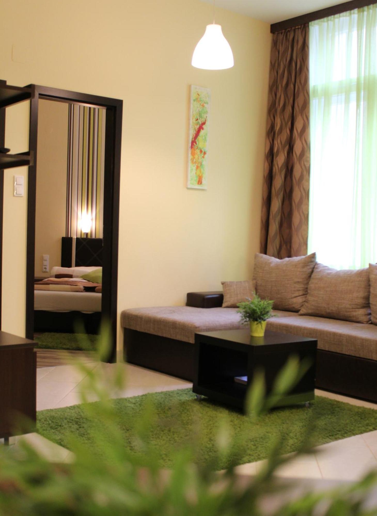 Central Walk Fashionstreet Apartmnts Budapest Exterior foto